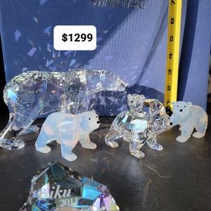 Swarovski scs Polar bear family